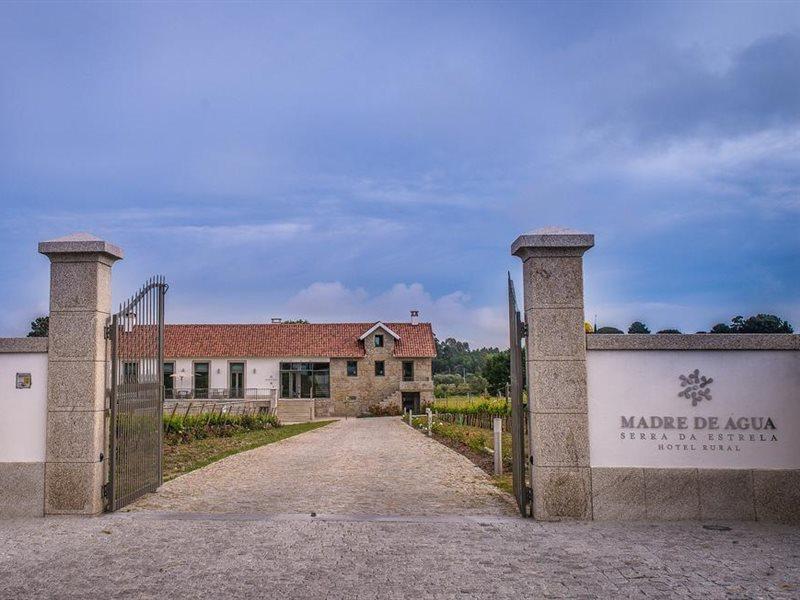 Madre De Agua Hotel Rural De Charme 고베이아 외부 사진